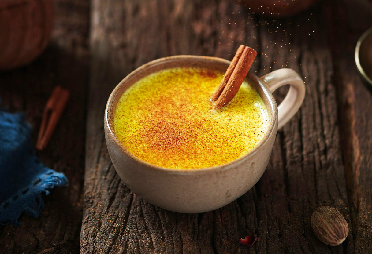 How to Make Golden Milk Turmeric Tea – Simple Recipe